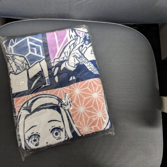 Demon Slayer Nap Blanket (New in package) - Picture 2 of 6